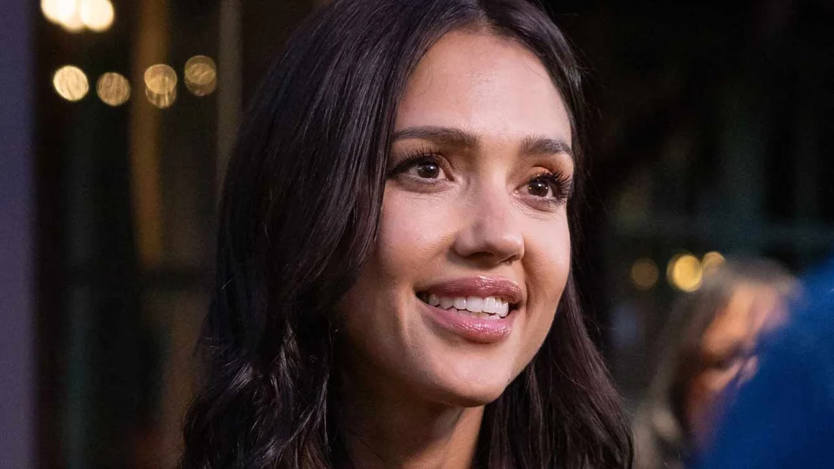 Netflix to Remake Classic 2000s Comedy with Jessica Alba