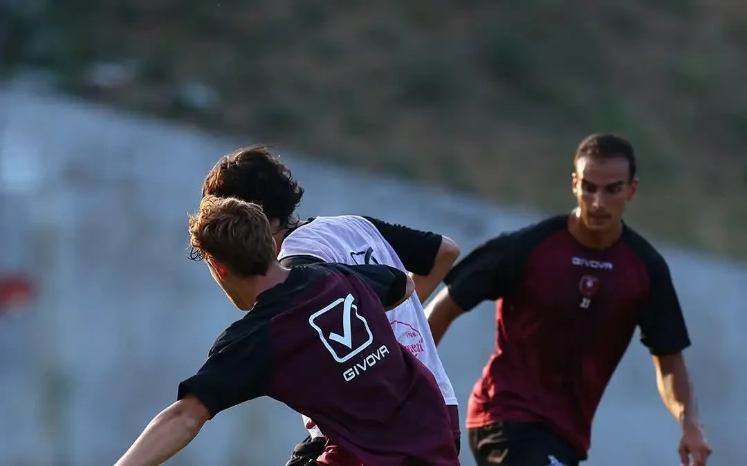 Reggina's Training Camp in Cantalupa: Competitive Spirit on Display