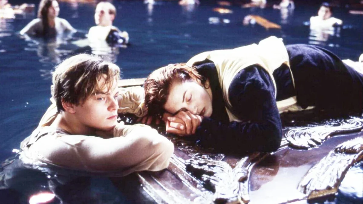Titanic on TF1: Could Leonardo DiCaprio Have Gotten on the Raft at the End of the Film? James Cameron Responds