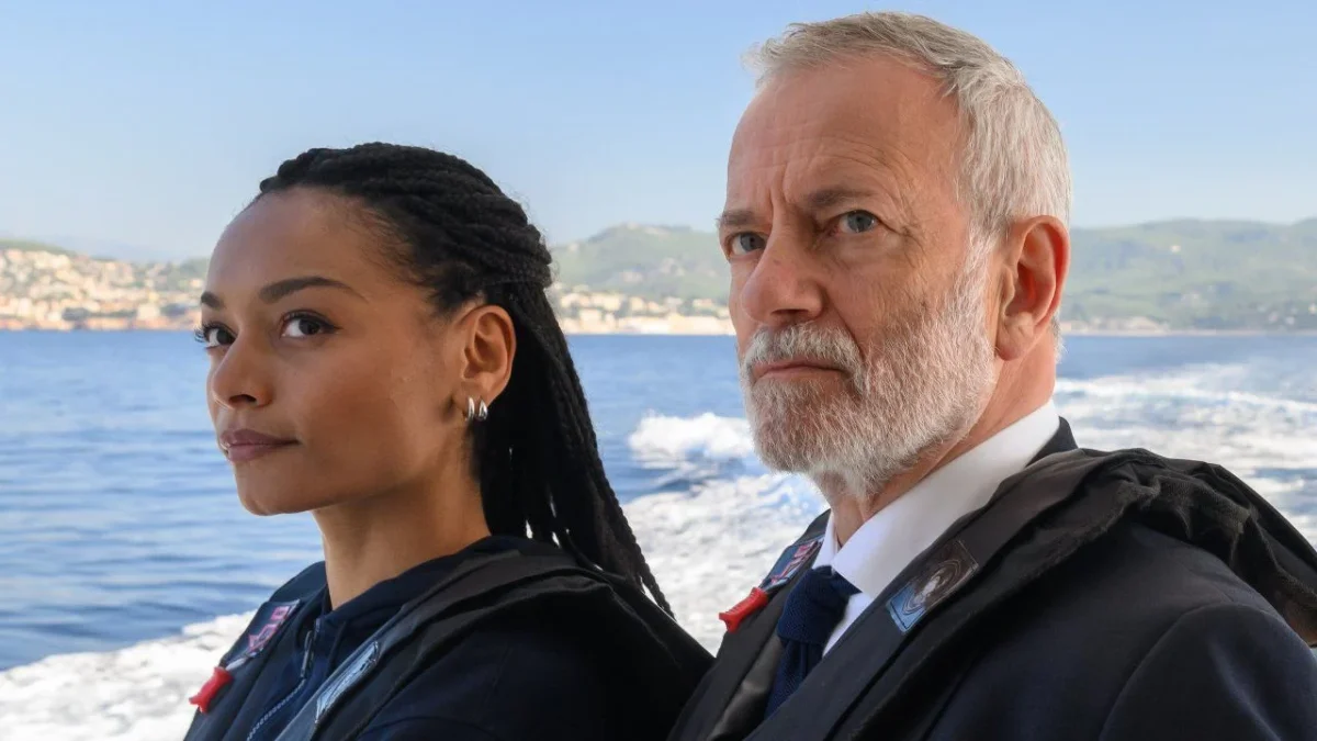 Zodiac on TF1: "Real cops filmed with us!" Francis Huster and Philypa Phoenix share behind-the-scenes stories of the impressive raid in the cemetery