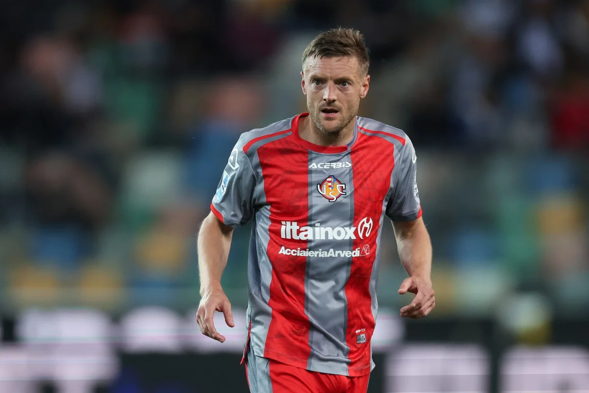 Jamie Vardy Linked with West Ham Move Amid Confusion