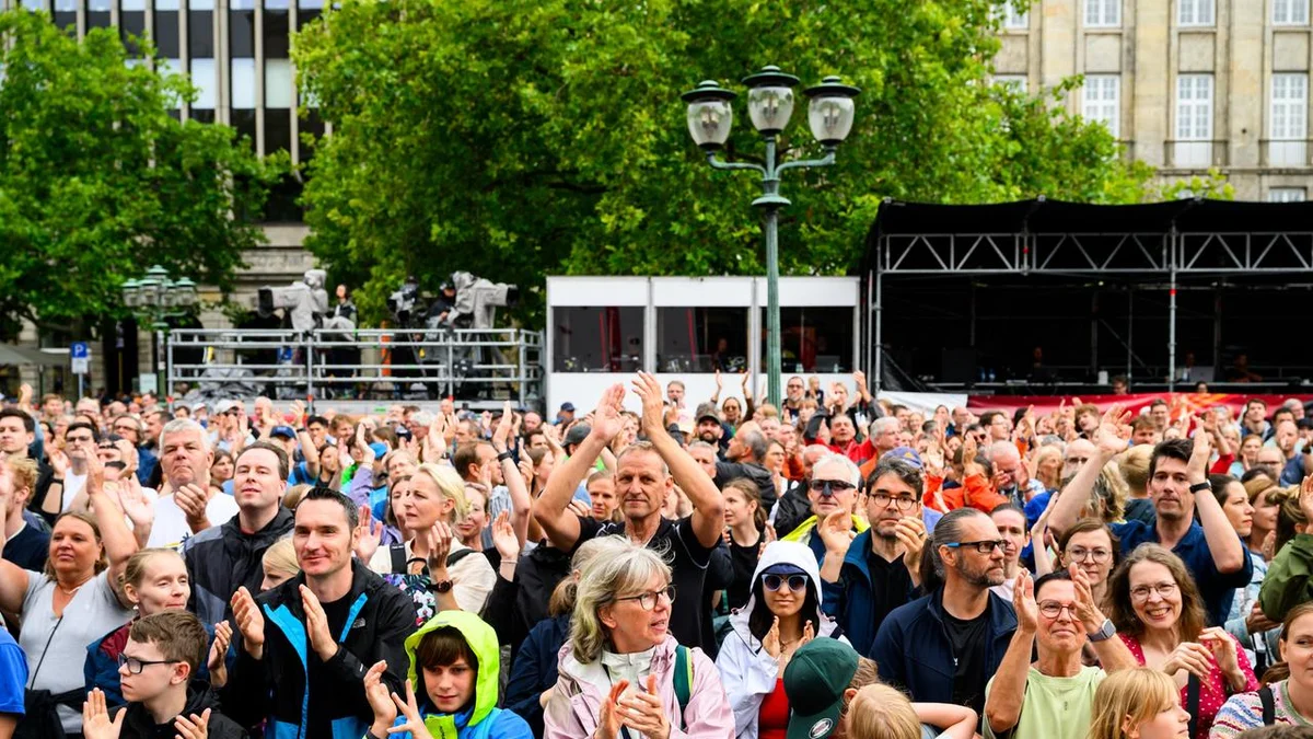 Finals Draws Nearly Half a Million Spectators