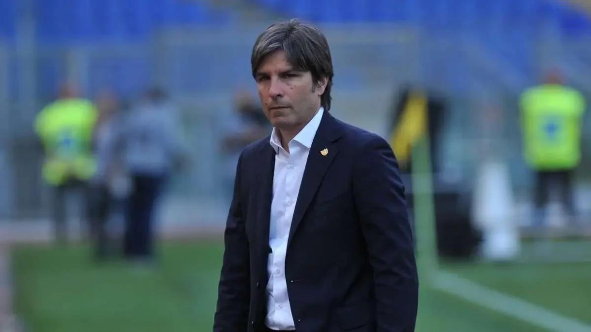 Reggina Targets Experienced Striker: Comi, Patierno, and Maggio Under Consideration