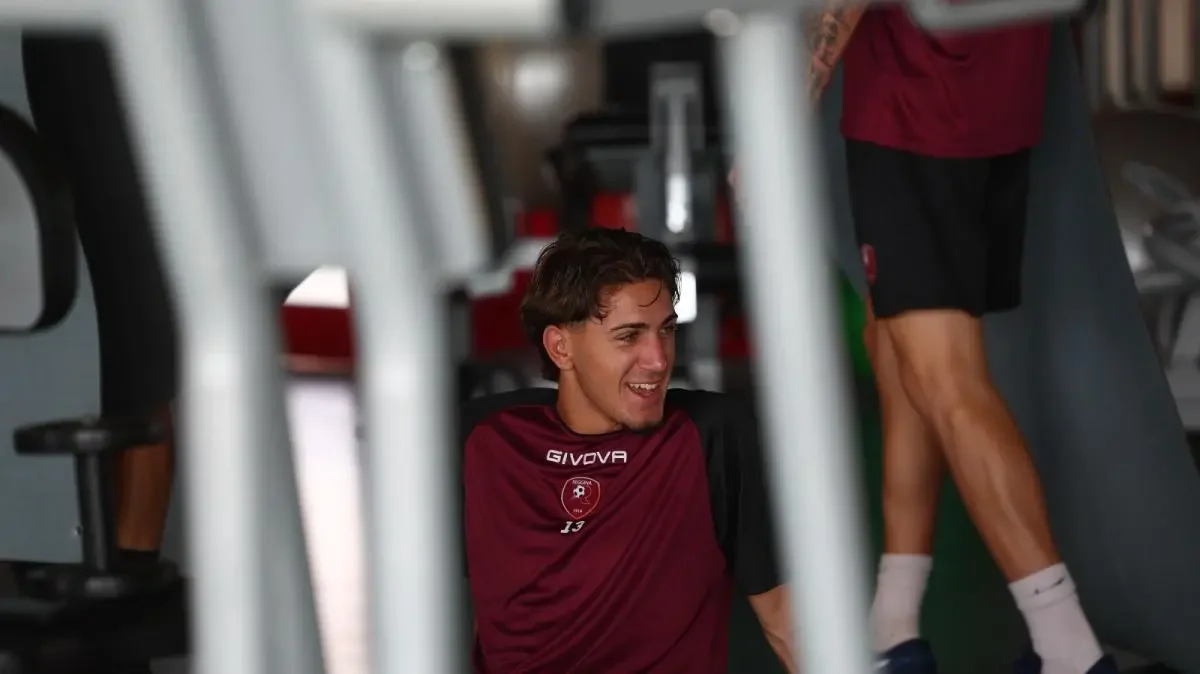 Reggina's Third Day in Cantalupa: Double Training Sessions Focus on Fitness and Tactics