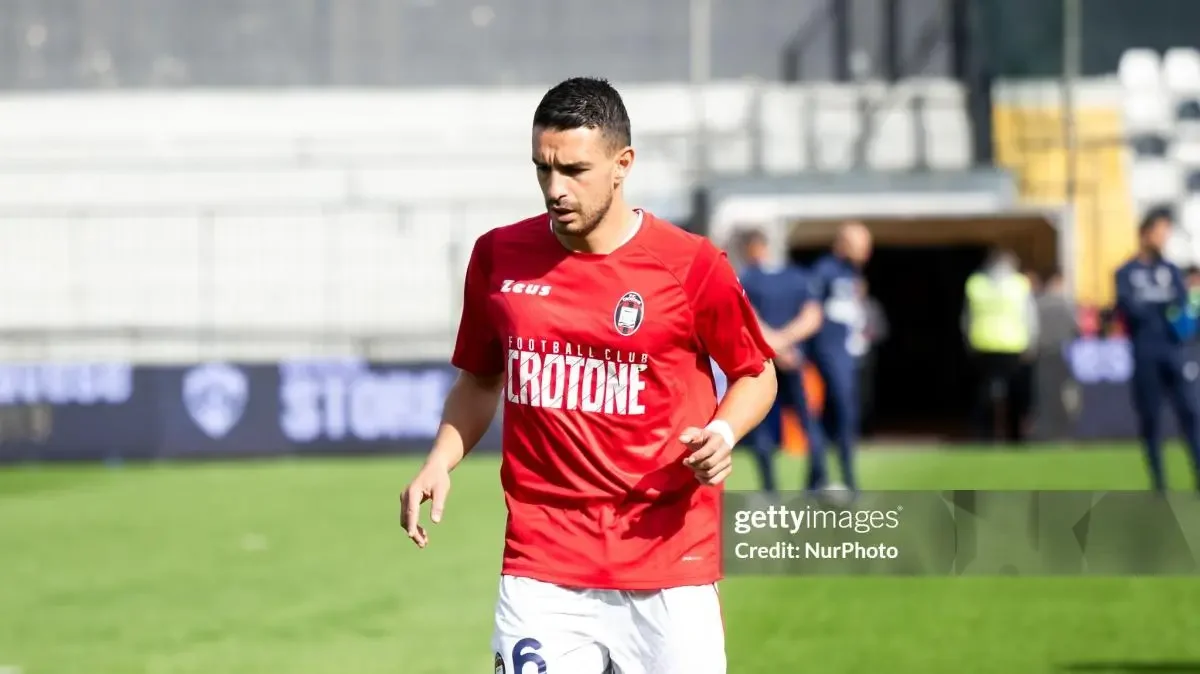 Crotone Transfers Defender Davide Di Pasquale to Foggia